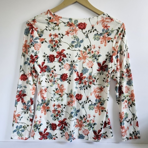 Emaline Petite Floral Print Button-Down Ruched Long Sleeved Blouse Size PS - Picture 2 of 10